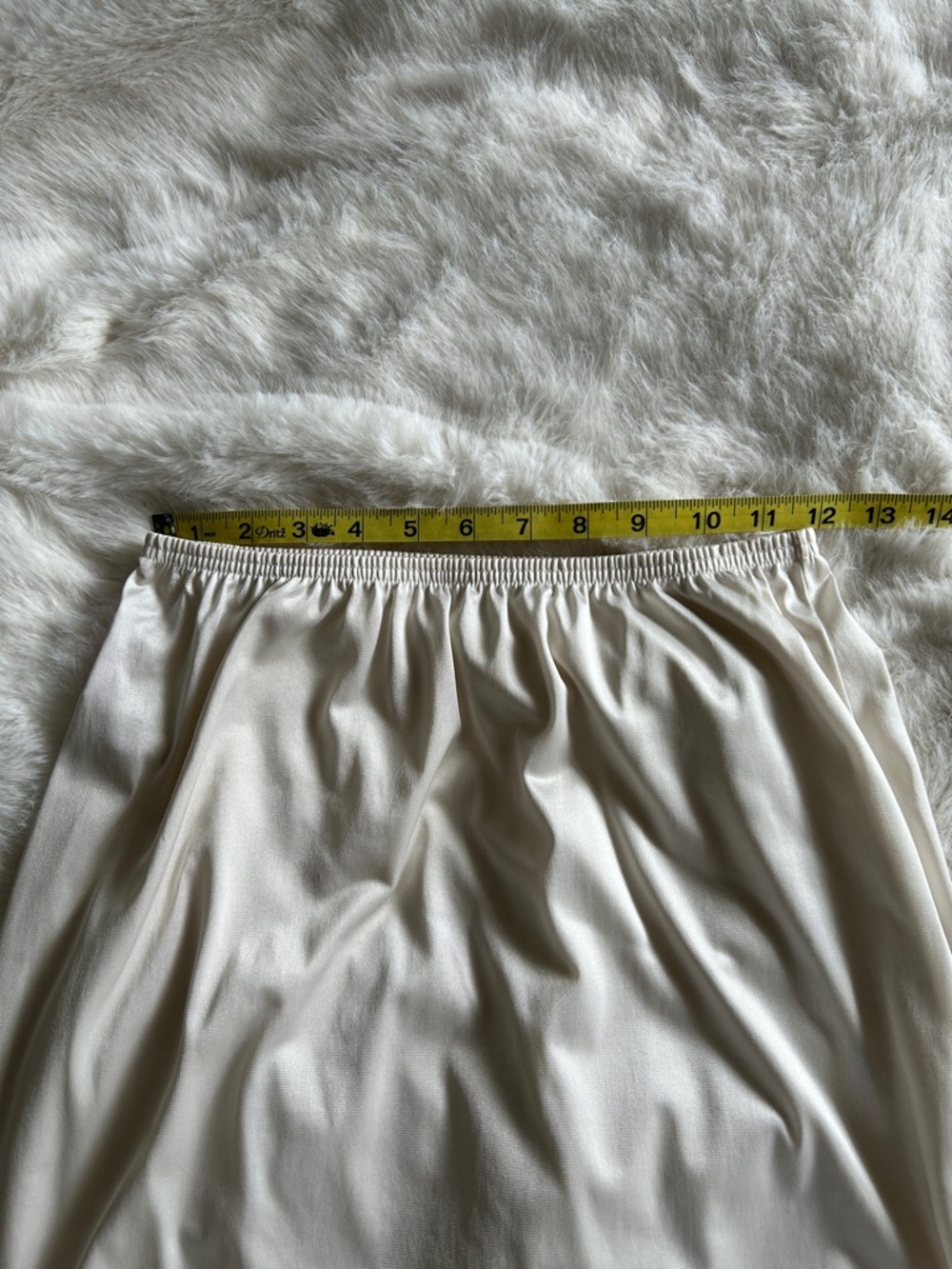 3/$20 Vintage White Slip Skirt w/ Lace Trim S - Picture 13 of 13
